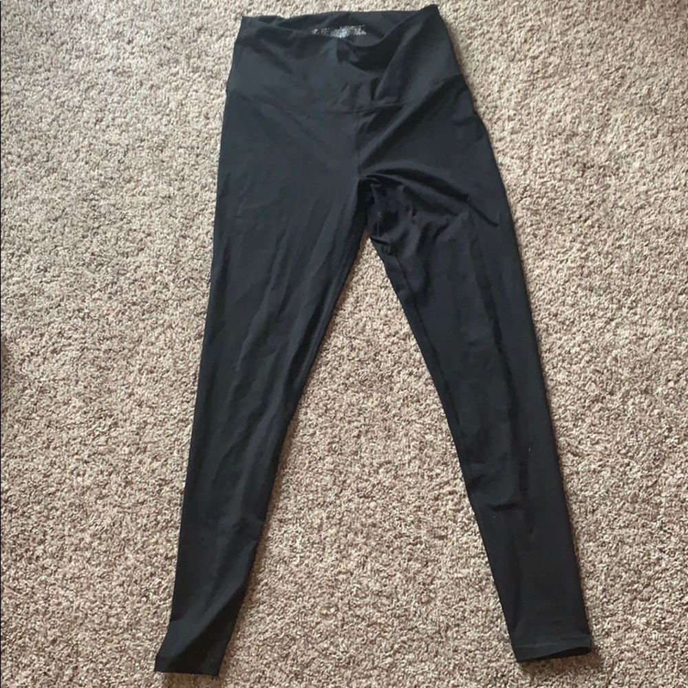 Victoria’s Secret sport leggings